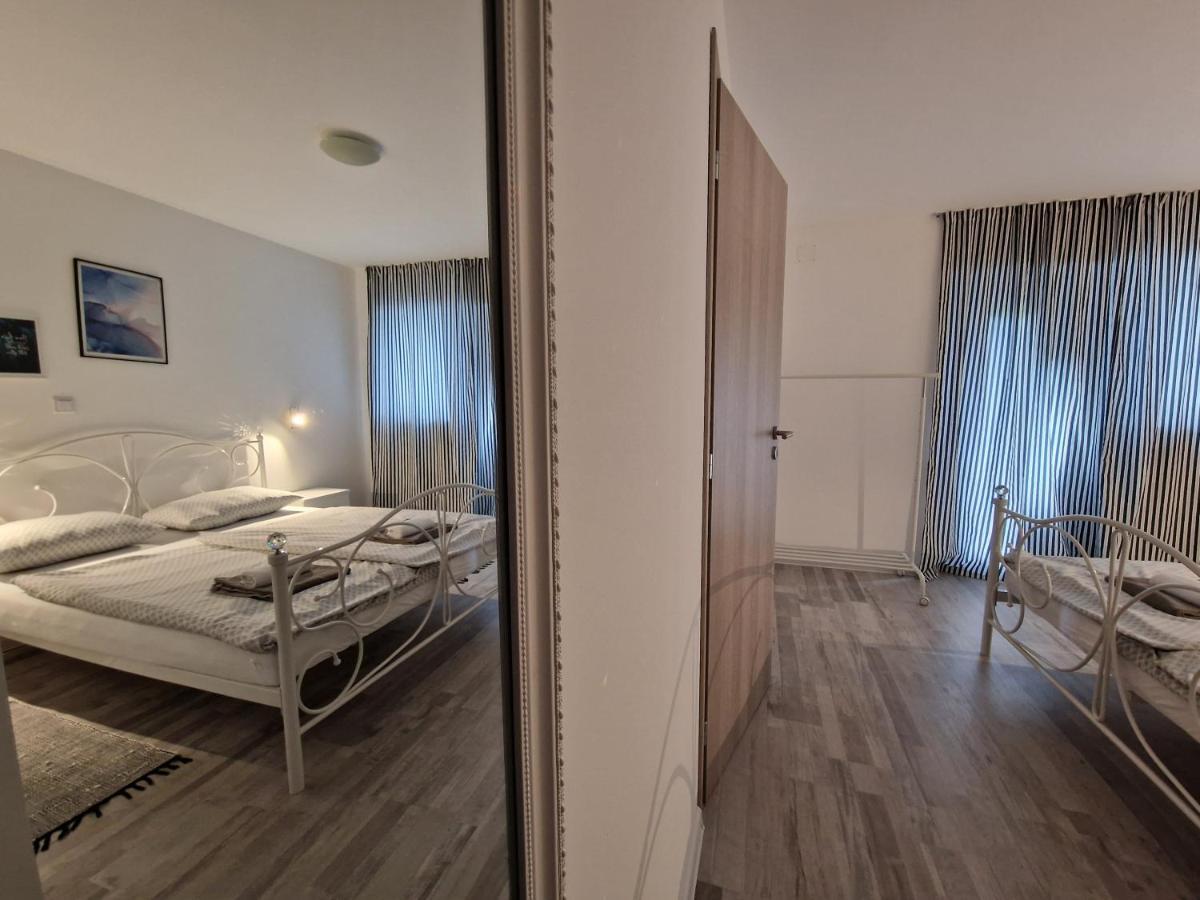 Apartman Castle Tusilovic エクステリア 写真